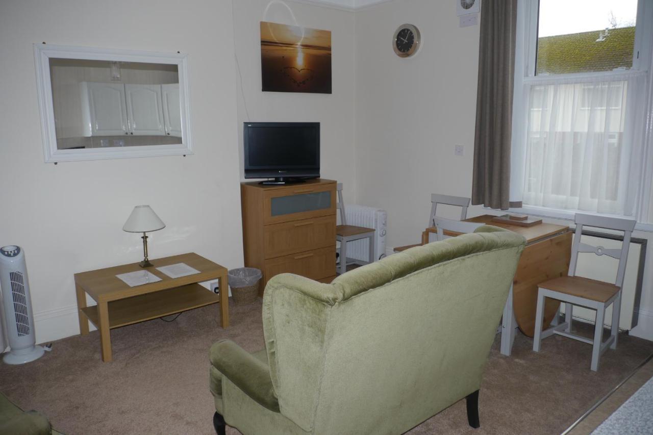 Broadshade Holiday Apartments Paignton Ruang foto