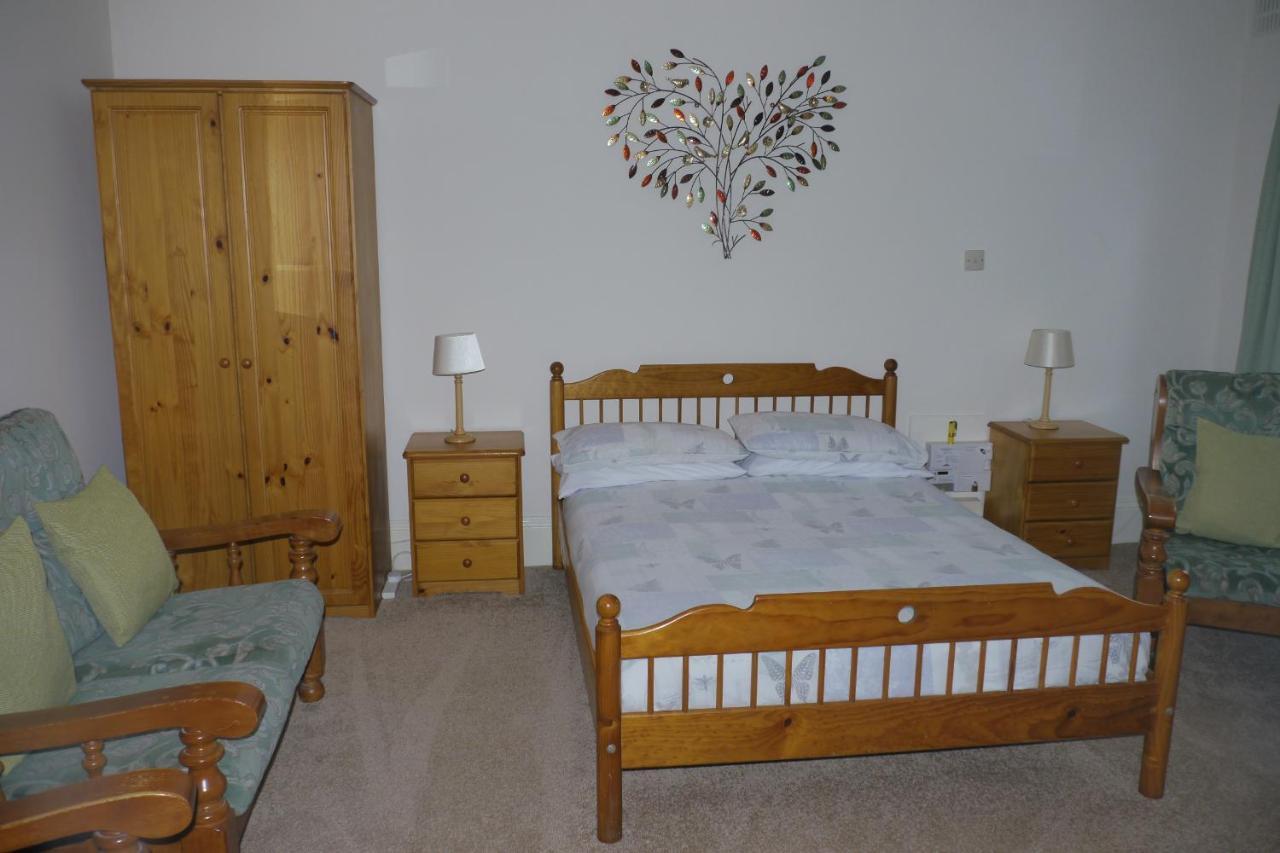 Broadshade Holiday Apartments Paignton Ruang foto
